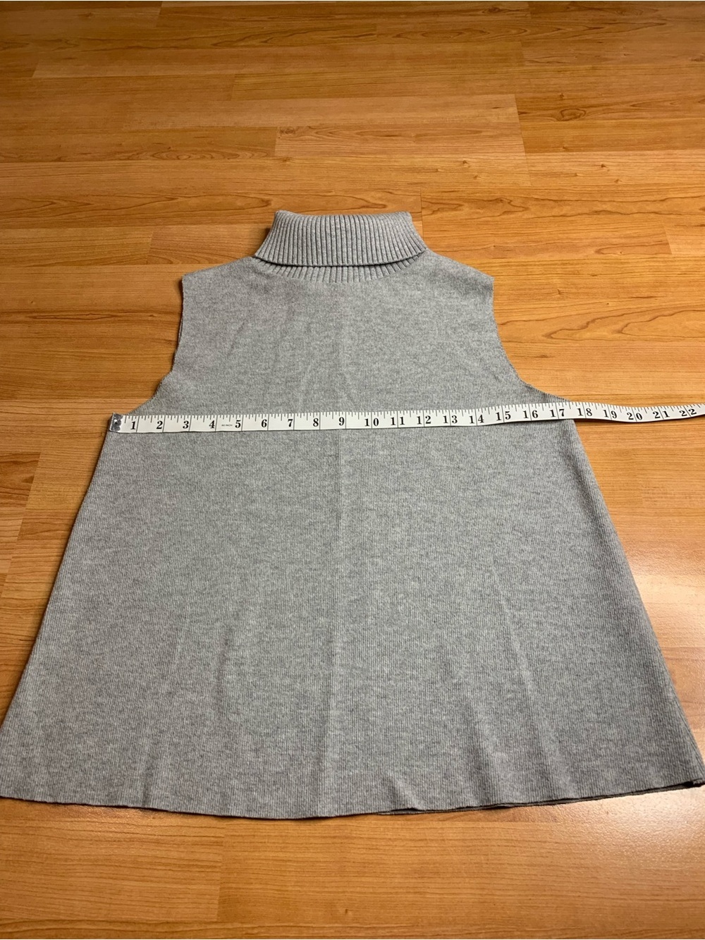 Zara Grey Ribbed Sleeveless Turtleneck Knit Sweater - Size M - Picture 6 of 6